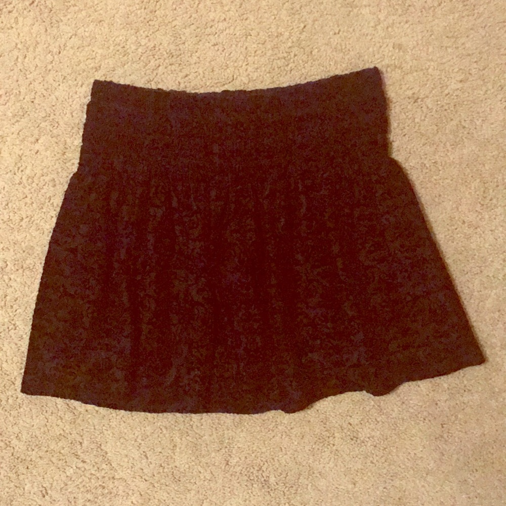 Black burnout velvet skirt with elastic waist
